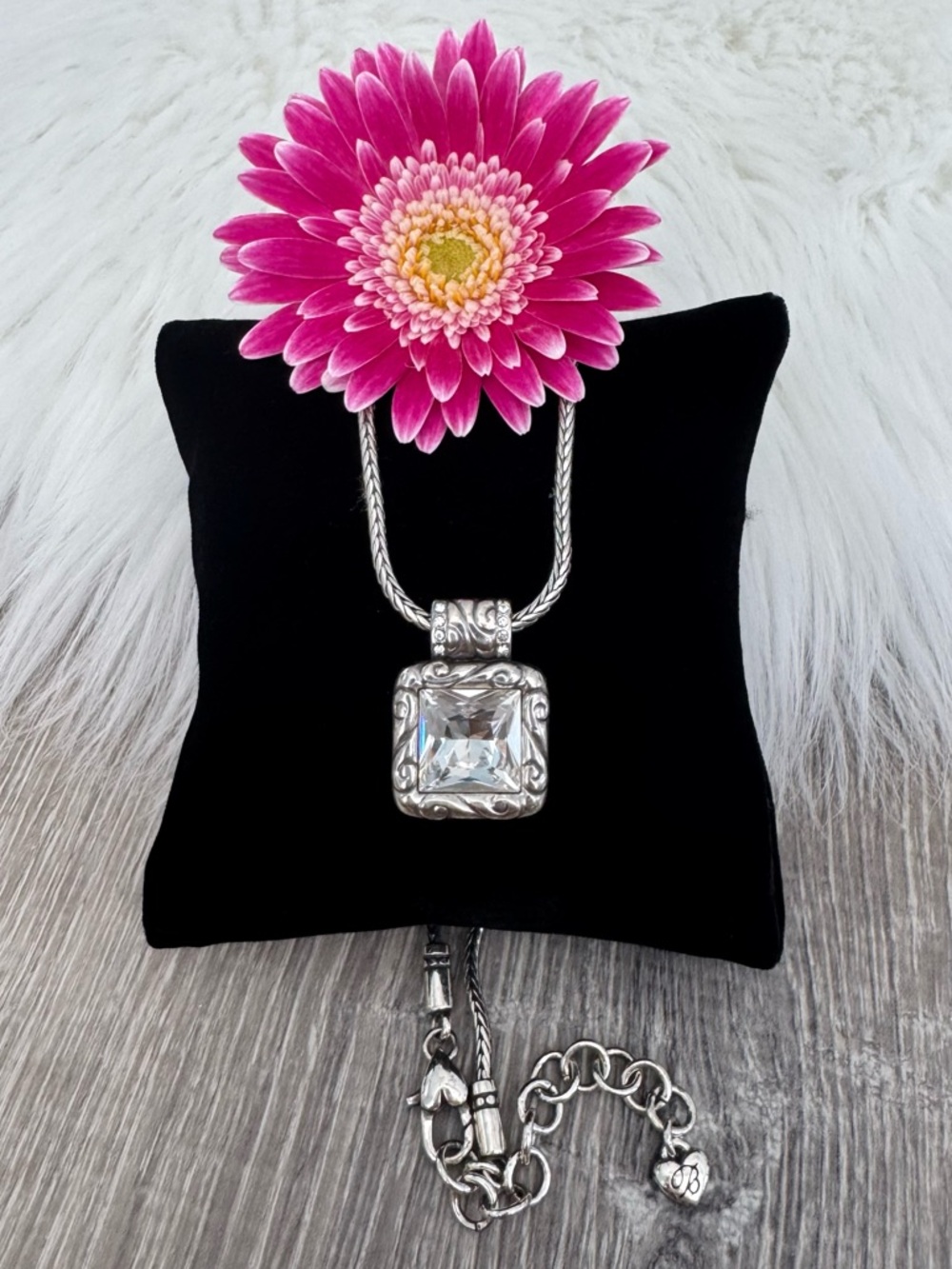 💕 BRIGHTON Retired Regina Clear Crystal Stone Pendant Reversible Necklace